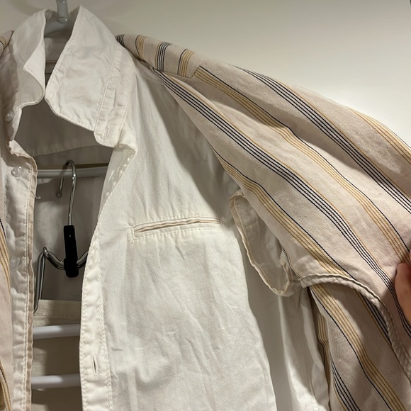 Gorgeous, like new, 3 pieces suits - mayoral and gap pants - Picture 3 of 7